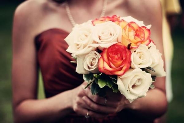 Чужая свадьба: в чем пойти, если вы гостья